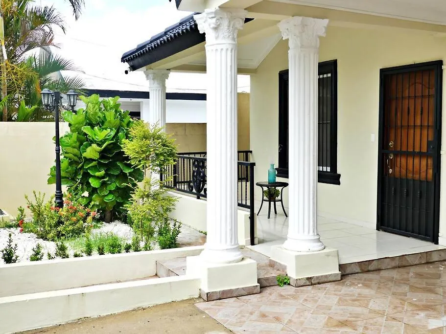 Gurabo City Gurabo al Medio Ferienhaus